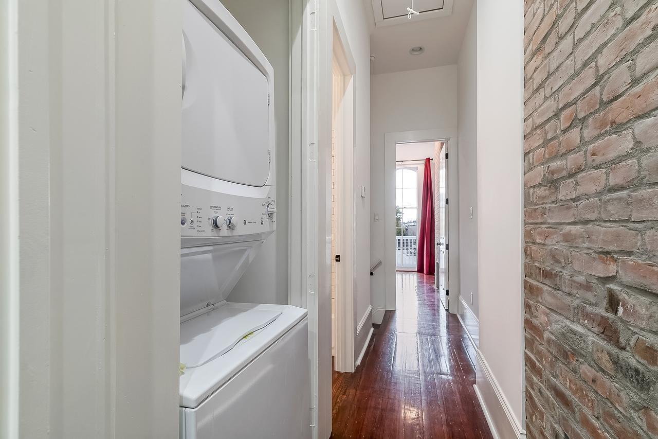 Appartamento Charming 2Br On Carondelet By Hosteeva New Orleans Esterno foto