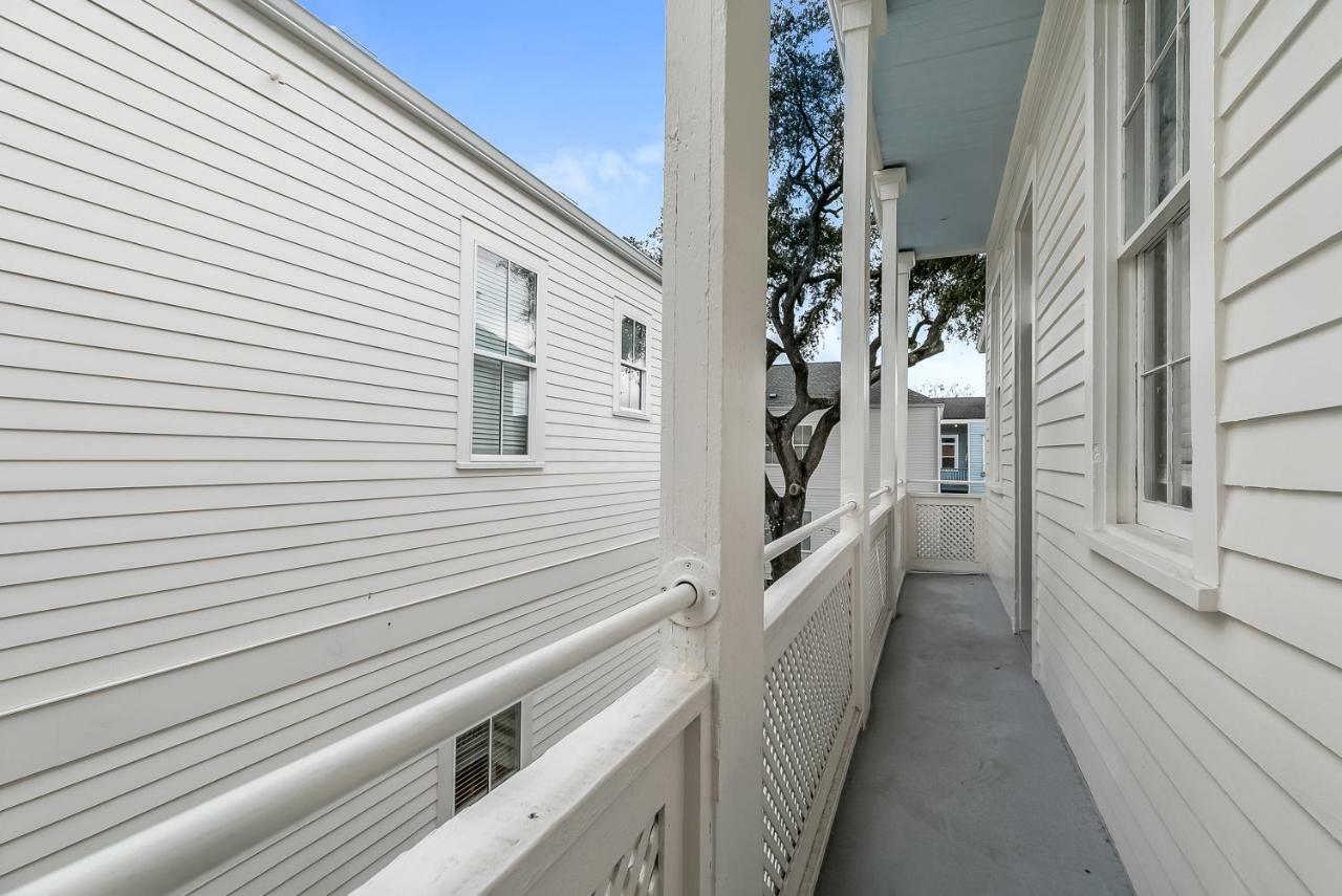 Appartamento Charming 2Br On Carondelet By Hosteeva New Orleans Esterno foto